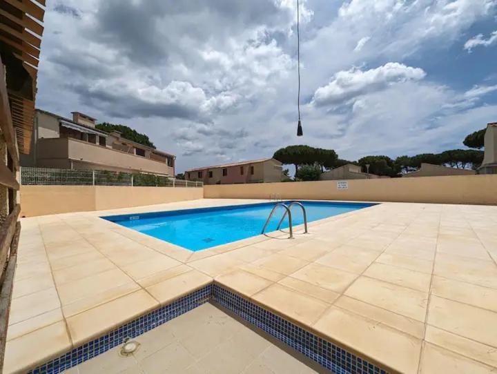 Appartement Pinede Piscine Clim Proche Plage Village Naturiste Agde Esterno foto